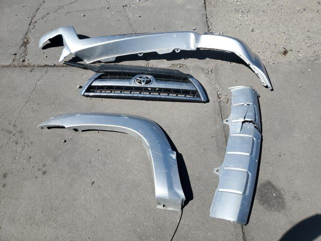 JTEBU14R79K038978 - 2009 TOYOTA 4RUNNER SR5 SILVER photo 13