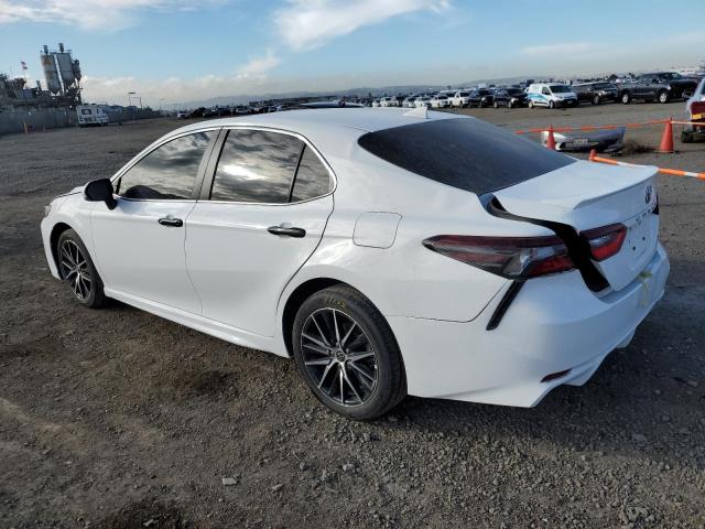 4T1T11AK7PU811048 - 2023 TOYOTA CAMRY SE NIGHT SHADE WHITE photo 2