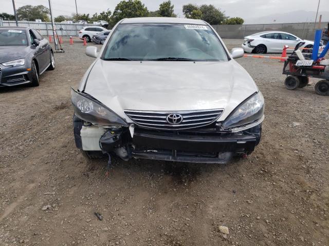 4T1BE32K75U945002 - 2005 TOYOTA CAMRY LE SILVER photo 5