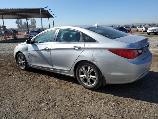 5NPEC4AC3BH162174 - 2011 HYUNDAI SONATA SE SILVER photo 2