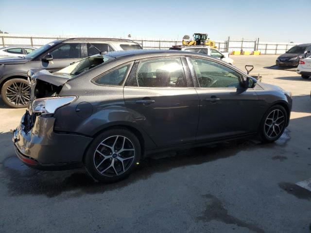 1FADP3H22HL214881 - 2017 FORD FOCUS SEL GRAY photo 3