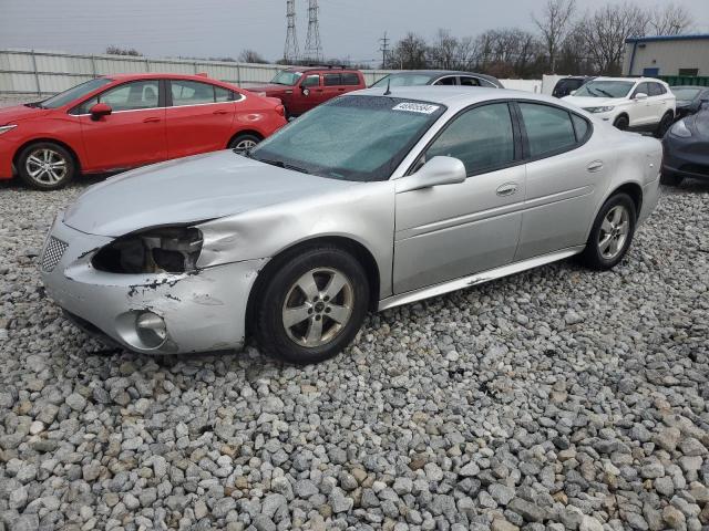 2G2WP522751194852 - 2004 PONTIAC GRAND PRIX SILVER photo 1