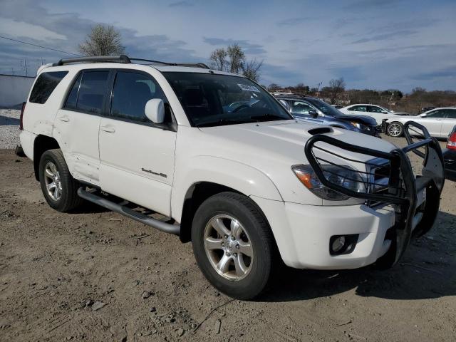 JTEBU14R368060162 - 2006 TOYOTA 4RUNNER SR5 WHITE photo 4