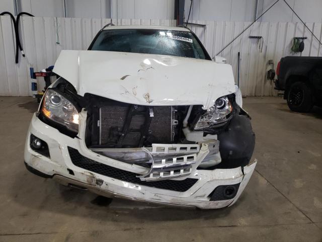 4JGBB8GB2BA709627 - 2011 MERCEDES-BENZ ML 350 4MATIC WHITE photo 5