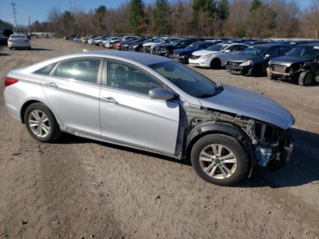 5NPEB4AC2CH473132 - 2012 HYUNDAI SONATA GLS SILVER photo 4