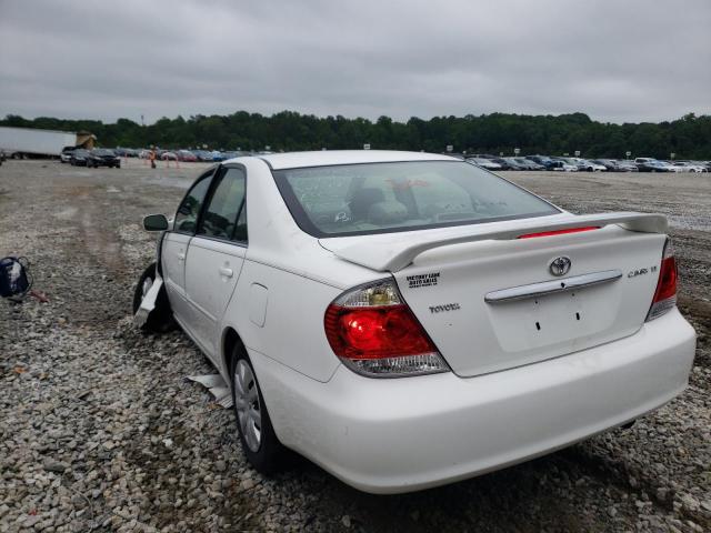 5YFBURHE8FP358186 - 2016 TOYOTA CAMRY LE L WHITE photo 3