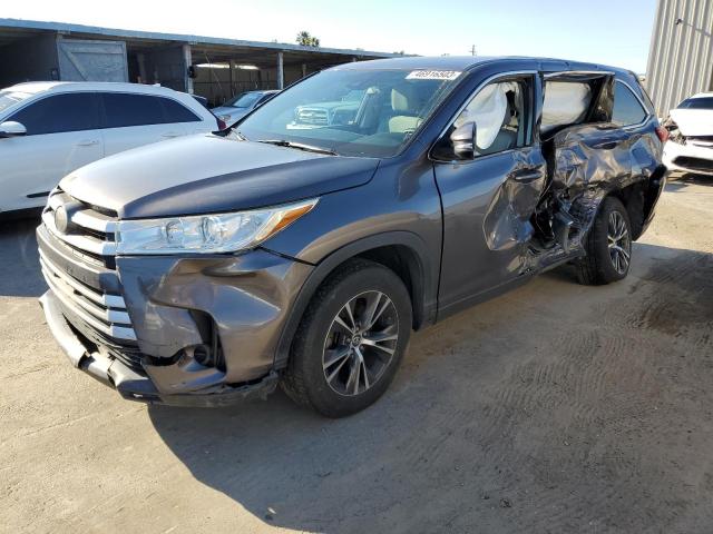 5TDZZRFH7JS259890 - 2018 TOYOTA HIGHLANDER LE GRAY photo 1