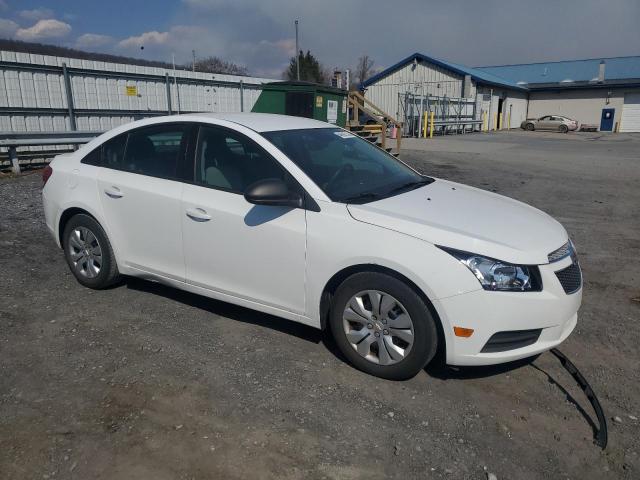 1G1PA5SG5E7214637 - 2014 CHEVROLET CRUZE LS WHITE photo 4