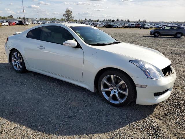 JNKCV54E06M711313 - 2006 INFINITI G35 WHITE photo 4