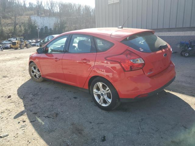 1FADP3K22EL128667 - 2014 FORD FOCUS SE RED photo 2