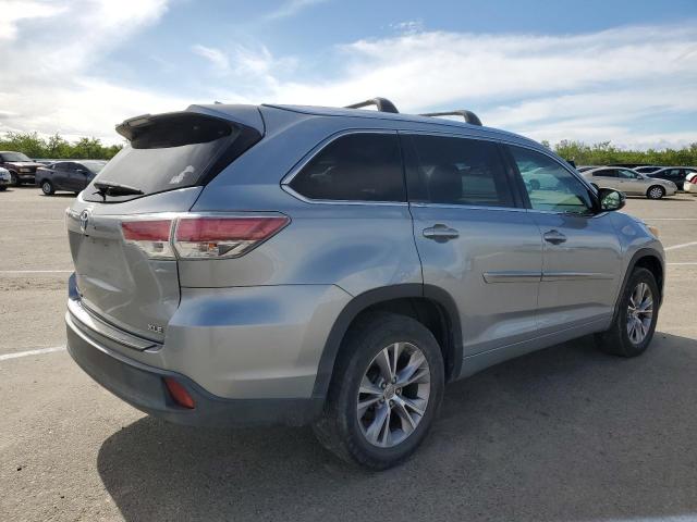 5TDKKRFH8FS113706 - 2015 TOYOTA HIGHLANDER XLE SILVER photo 3