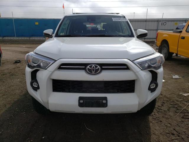 JTEMU5JR7N6004319 - 2022 TOYOTA 4RUNNER SR5/SR5 PREMIUM 白色 照片 5