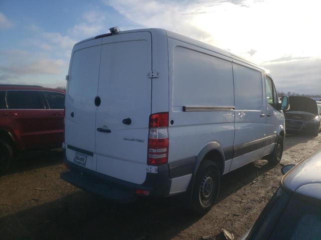 WD3PE7DC9F5973526 - 2015 MERCEDES-BENZ SPRINTER 2500 WHITE photo 3