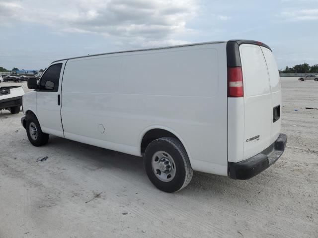 1GCWGBFF1G1337939 - 2016 CHEVROLET EXPRESS G2 WHITE photo 2