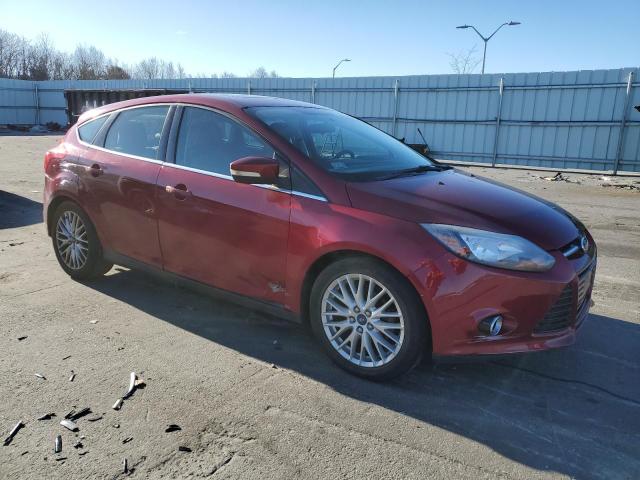 1FADP3N29DL122360 - 2013 FORD FOCUS TITANIUM RED photo 4