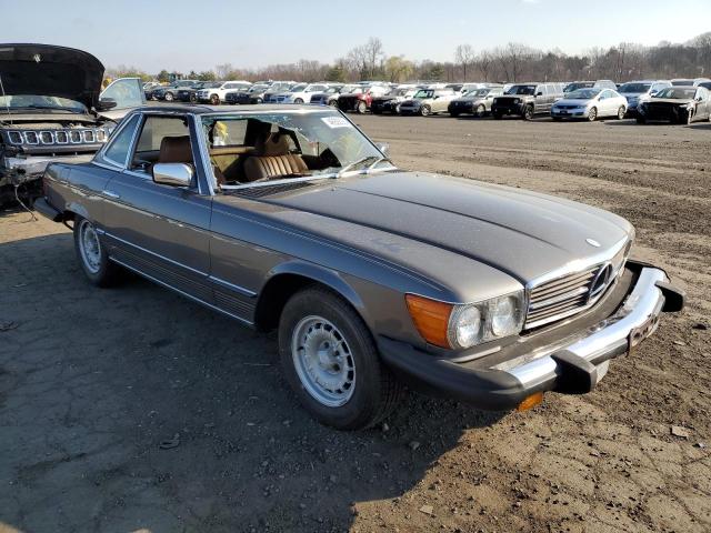 WDBBA45A9DB024157 - 1983 MERCEDES-BENZ 380 SL GRAY photo 4