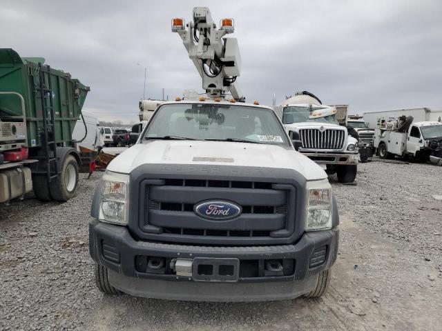 1FDUF4GY7CEC63852 - 2012 FORD F450 SUPER DUTY WHITE photo 5