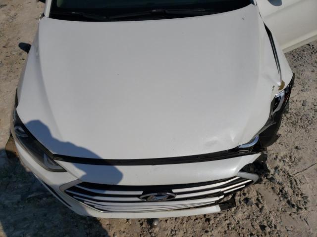 5NPD84LF7JH364406 - 2018 HYUNDAI ELANTRA SEL WHITE photo 11