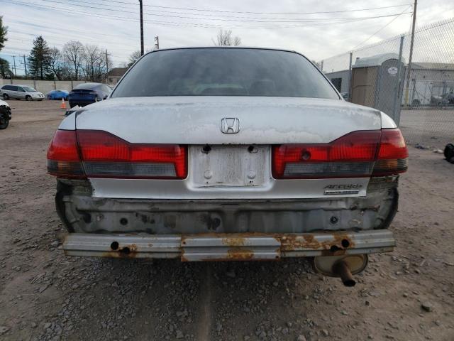 1HGCG668X2A066711 - 2002 HONDA ACCORD EX SILVER photo 6