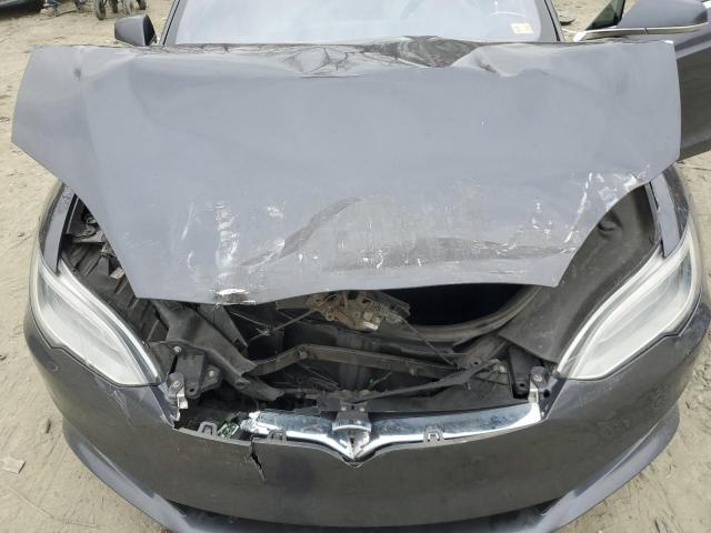 5YJSA1E46GF143604 - 2016 TESLA MODEL S GRAY photo 11