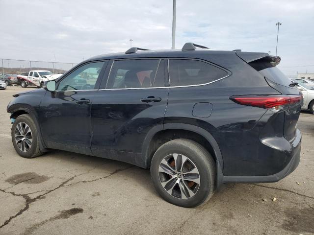 5TDGZRBH2NS575653 - 2022 TOYOTA HIGHLANDER XLE 黑色 照片 2