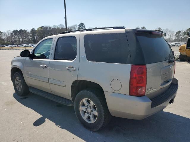 1GKFK13077R329181 - 2007 GMC YUKON GRAY photo 2