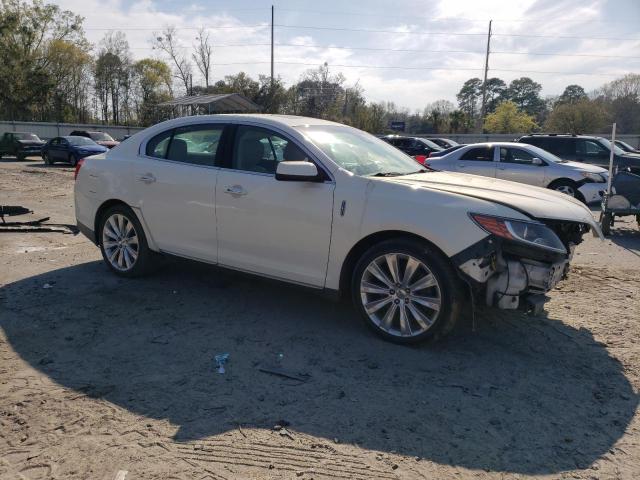 1LNHL9FT5DG603695 - 2013 LINCOLN MKS WHITE photo 4