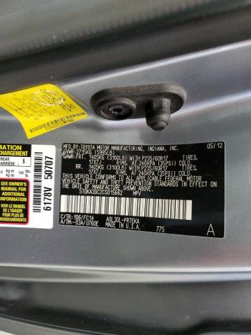 5TDKA3DC2CS015662 - 2012 TOYOTA SIENNA BASE SILVER photo 13