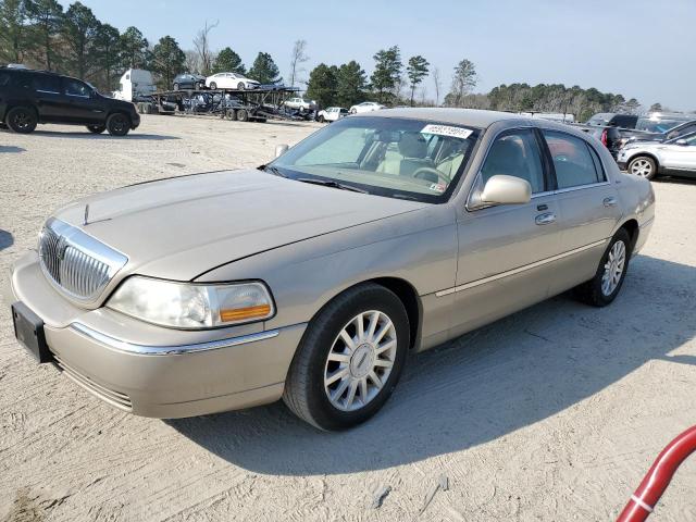 2007 LINCOLN TOWN CAR SIGNATURE, 