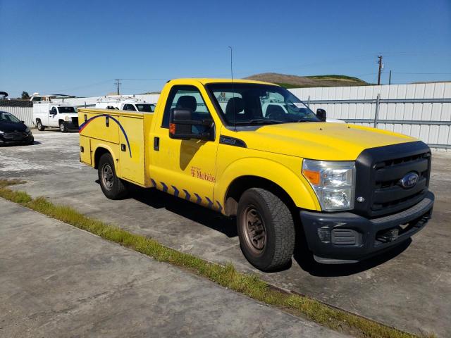 1FDBF2A68FEB16009 - 2015 FORD F250 SUPER DUTY YELLOW photo 4