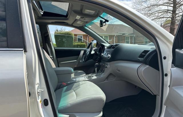 5TDZK3EH9CS084614 - 2012 TOYOTA HIGHLANDER BASE Ақ фото 5