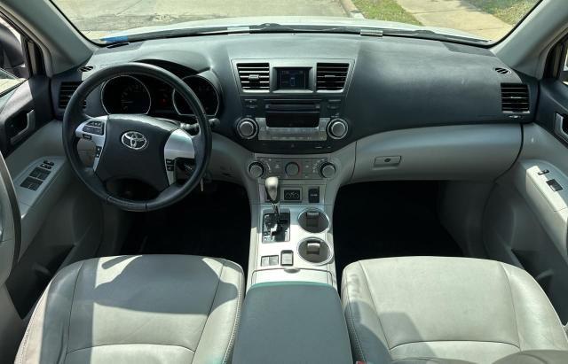 5TDZK3EH9CS084614 - 2012 TOYOTA HIGHLANDER BASE Ақ фото 9