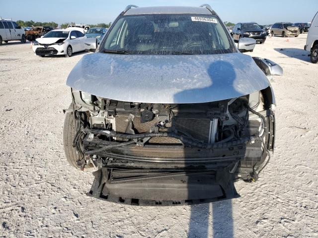 5N1AT2MT0JC796028 - 2018 NISSAN ROGUE S SILVER photo 5