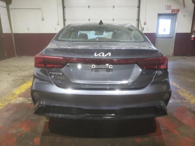 3KPF24AD3PE582531 - 2023 KIA FORTE LX GRAY photo 6