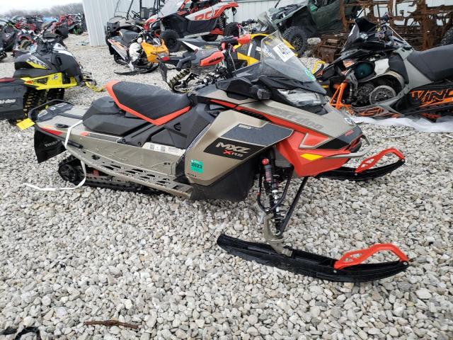 2BPSMXMK7MV000002 - 2021 SKI DOO MXZ RED photo 1