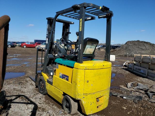 37589A - 2000 KOMATSU FORKLIFT YELLOW photo 3