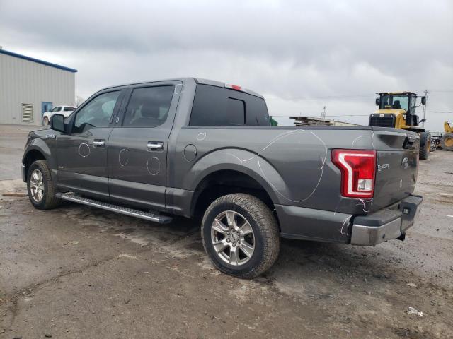 1FTEW1CP1FKF18229 - 2015 FORD F150 SUPERCREW GRAY photo 2