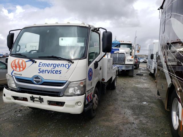 JHHHPM2H0EK001098 - 2014 HINO 195 WHITE photo 2