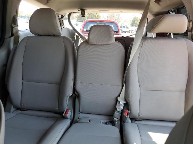 KNDMB5C1XF6052366 - 2015 KIA SEDONA LX GRAY photo 10