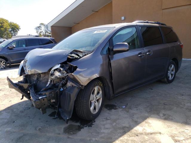 2015 TOYOTA SIENNA XLE, 