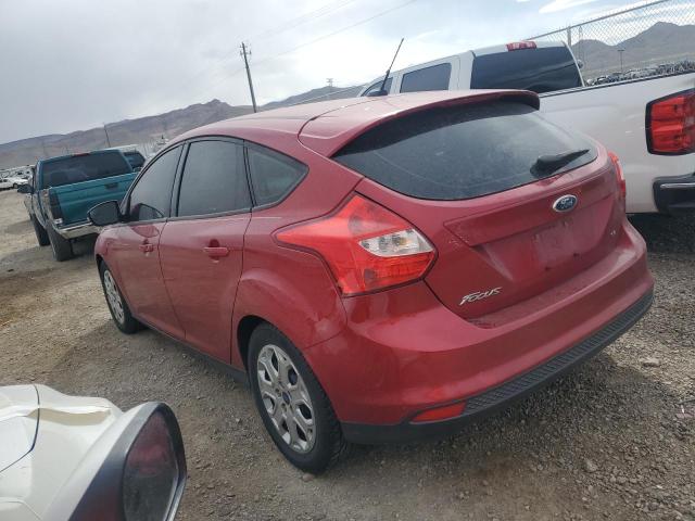 1FAHP3K20CL251463 - 2012 FORD FOCUS SE RED photo 2