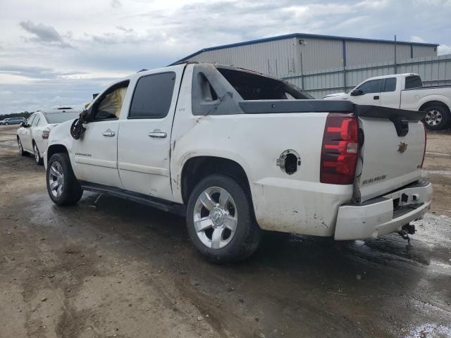 3GNEC12088G143101 - 2008 CHEVROLET AVALANCHE C1500 WHITE photo 2