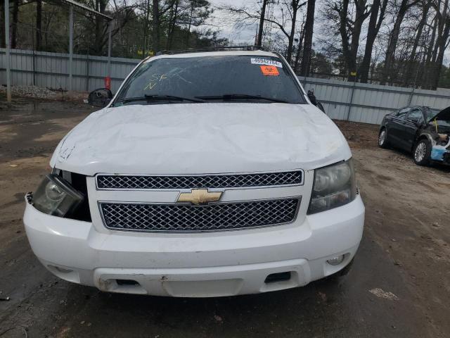 3GNEC12088G143101 - 2008 CHEVROLET AVALANCHE C1500 WHITE photo 5