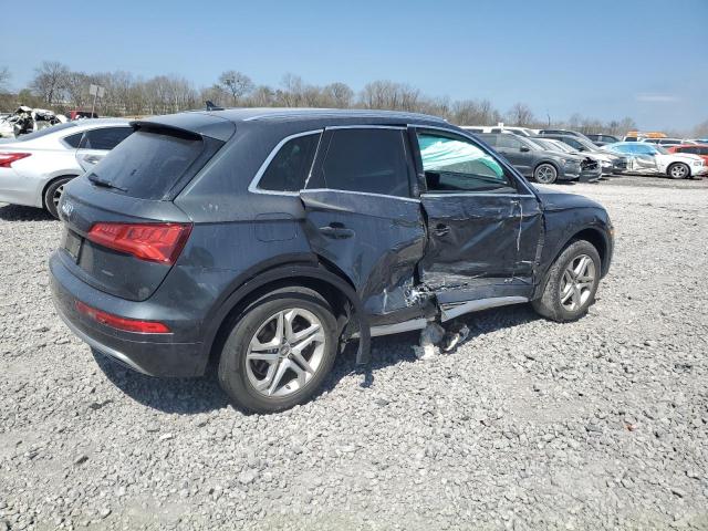 WA1ANAFYXK2124044 - 2019 AUDI Q5 PREMIUM BLACK photo 3