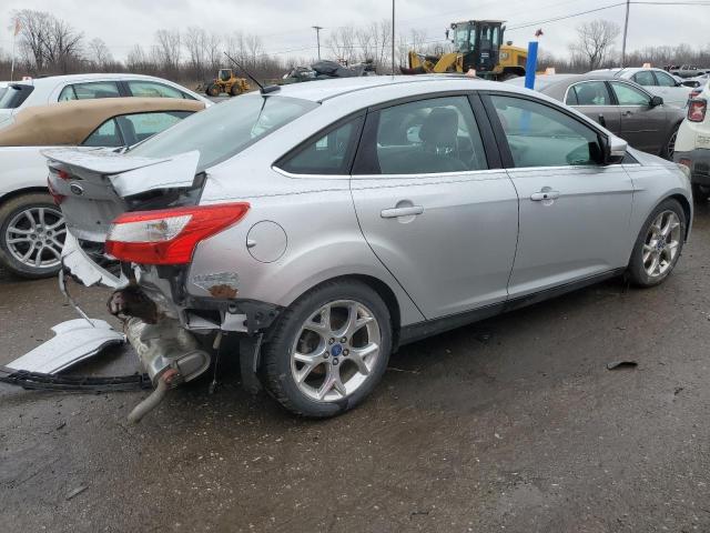 1FAHP3J29CL139231 - 2012 FORD FOCUS TITANIUM SILVER photo 3