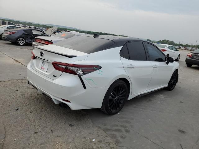 4T1KZ1AK5MU056188 - 2021 TOYOTA CAMRY TRD WHITE photo 3