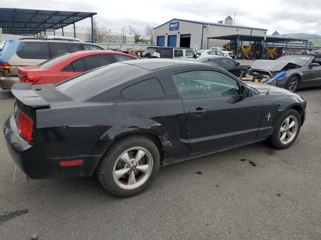 1ZVHT80N675358038 - 2007 FORD MUSTANG BLACK photo 3