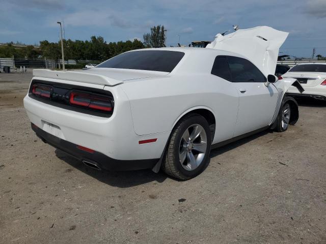 2C3CDZAG8LH227667 - 2020 DODGE CHALLENGER SXT WHITE photo 3