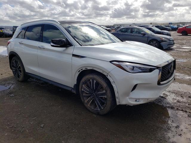 3PCAJ5BB8MF116910 - 2021 INFINITI QX50 LUXE WHITE photo 4