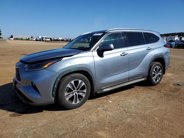 5TDGZRAH1MS085088 - 2021 TOYOTA HIGHLANDER XLE 灰色 照片 1